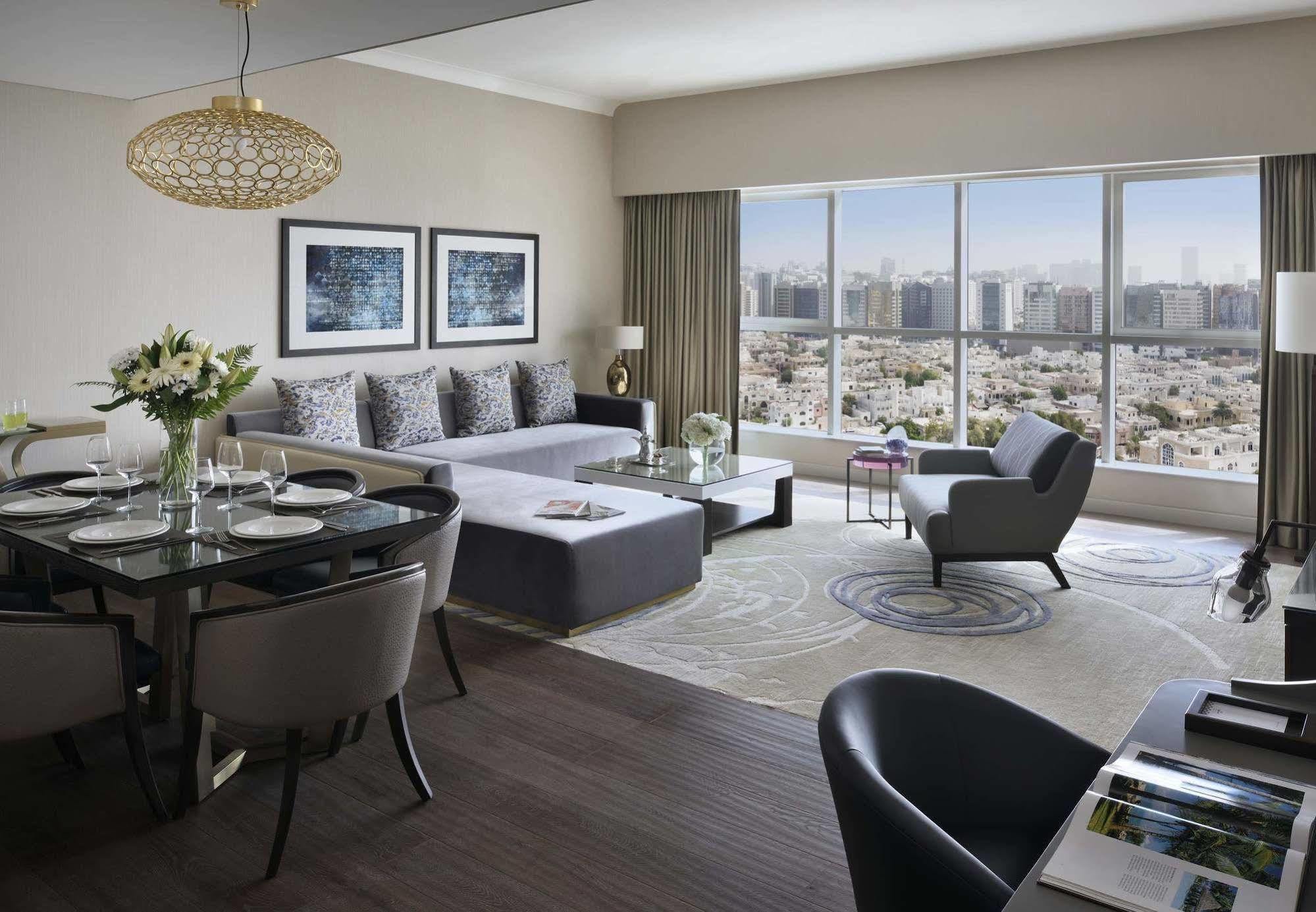 Marriott Executive Apartments Downtown, Abu Dhabi Bagian luar foto